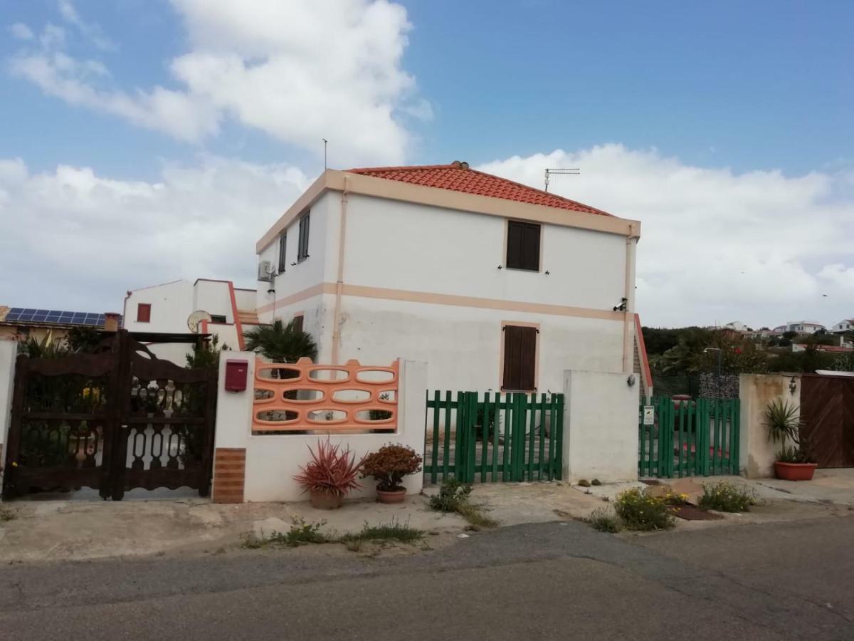 Seguimi A Calasetta SantʼAntìoco Exterior foto